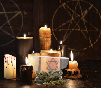What in the Wicca? How Does Weed and the Wicca Community Go Together?