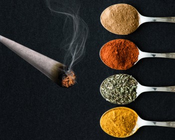 Cannablends - How to Spice Up Your Joint with Herbal Blends