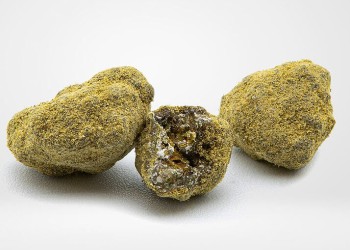How to Roll Your Own Moon Rocks at Home - A Step-By-Step Guide to Making Moon Rocks