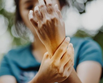 If You Haven't Tried CBD for Arthritis, Here Are 6 Reasons You Should Try It Today