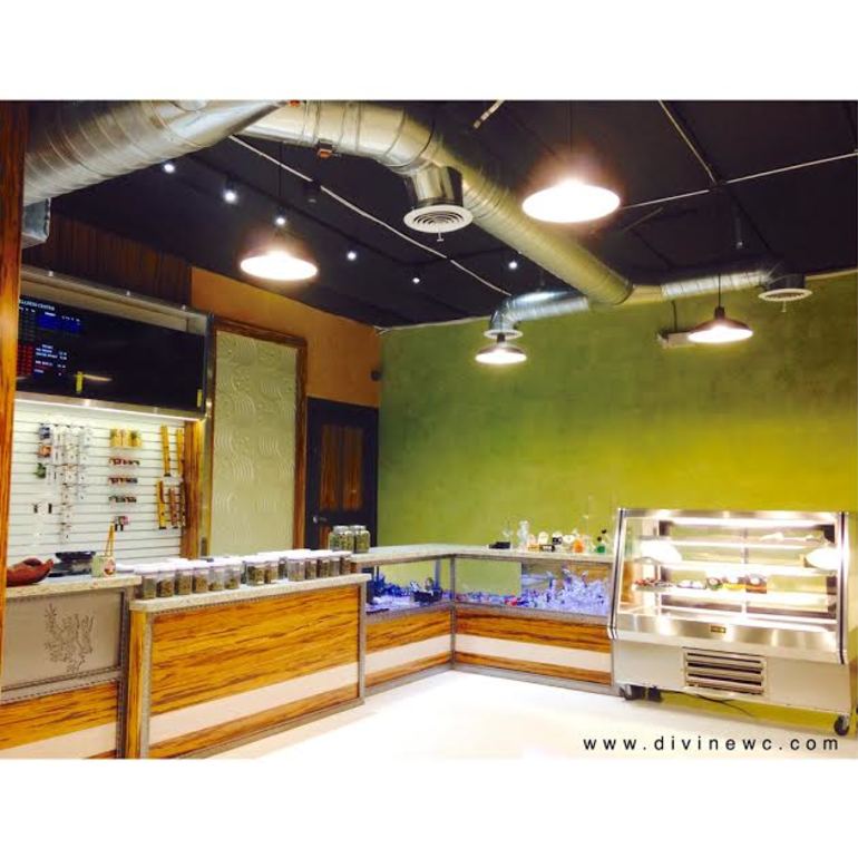 Divine Wellness Center , Los Angeles, California 91303 Cannabis