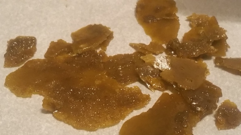 shatter wax and crumble